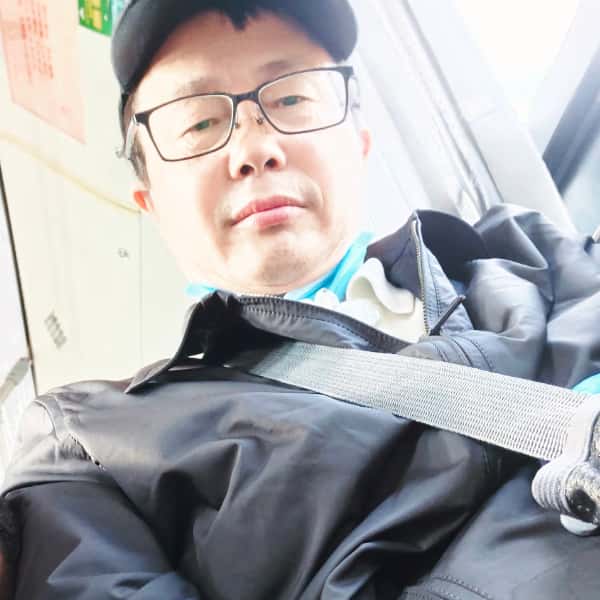 上海56岁单身帅哥真诚找对象-井冈山征婚相亲网